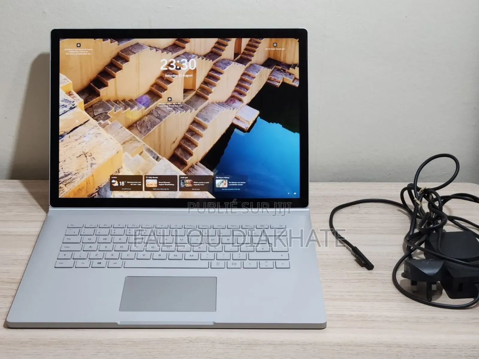 New Microsoft Surface Laptop 3 1GB Intel Core I7 SSD 256GB