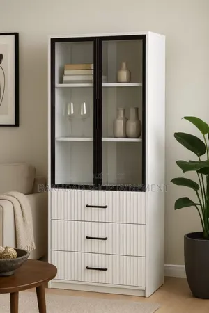 Photo - Vitrine Moderne en Bois – Élégance Fonctionnalité