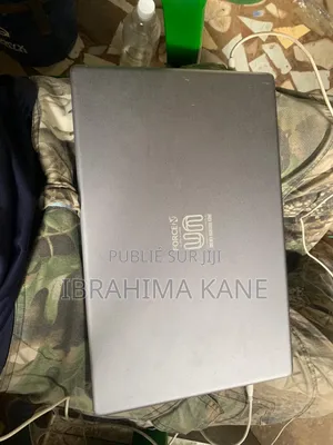 Ordinateur Portable 4GB SSD 256GB