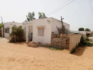 2chbre Maison dans N°105F, Bambylor à Vendre