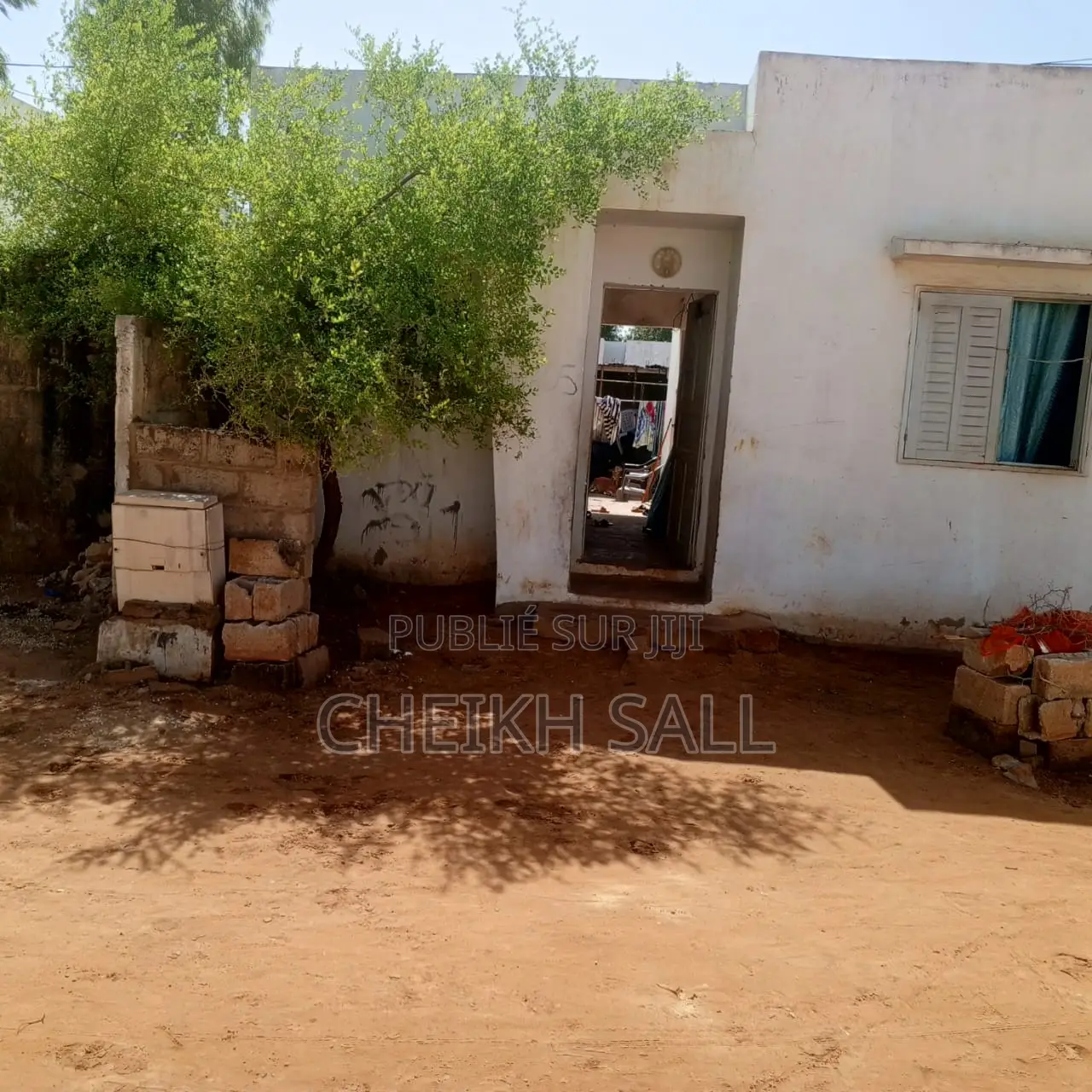 2chbre Maison dans N°105F, Bambylor à Vendre