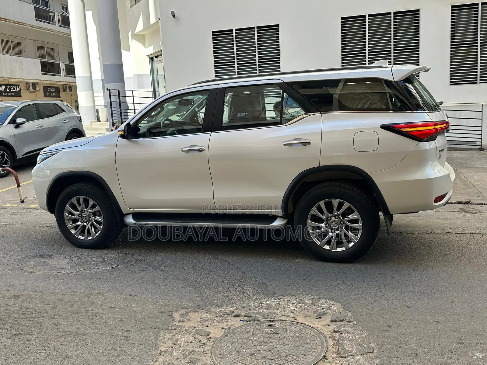Toyota Fortuner 2.4 D AWD 2023 Black