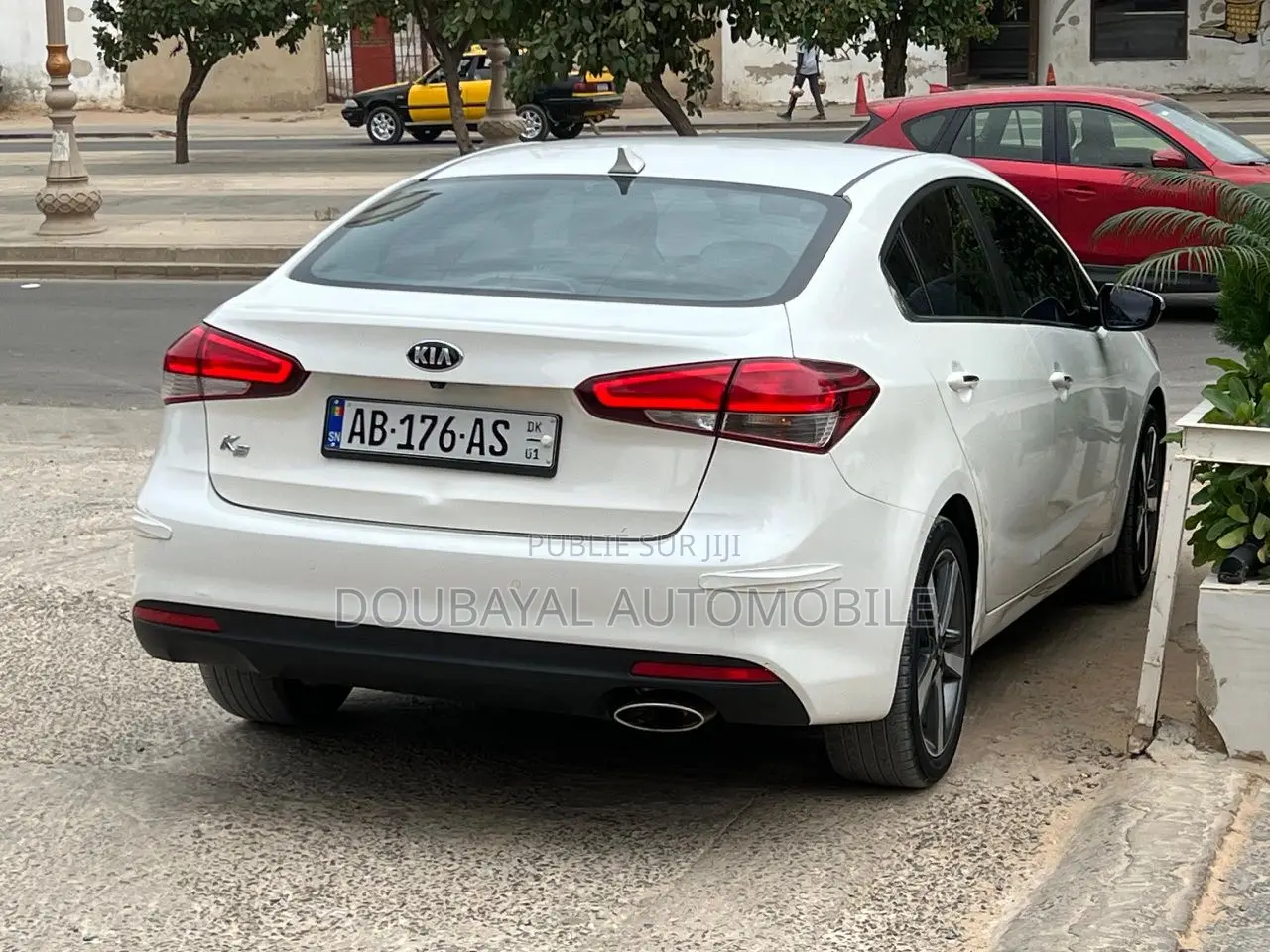 Kia K3000 2017 Black