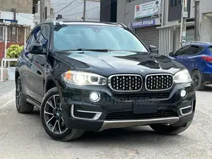 Photo - BMW X5 xDrive35d AWD 2018 Noir Mat
