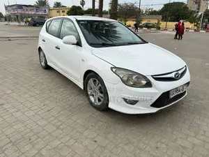 Hyundai Accent 2012 Black