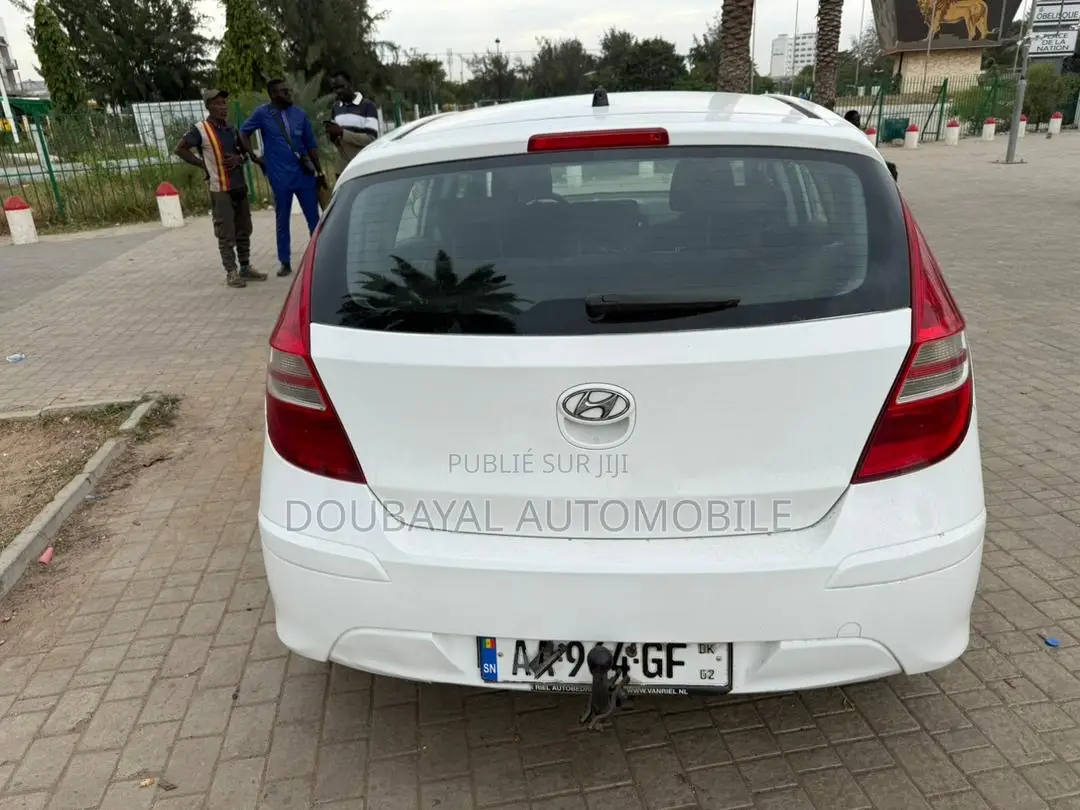 Hyundai Accent 2012 Black