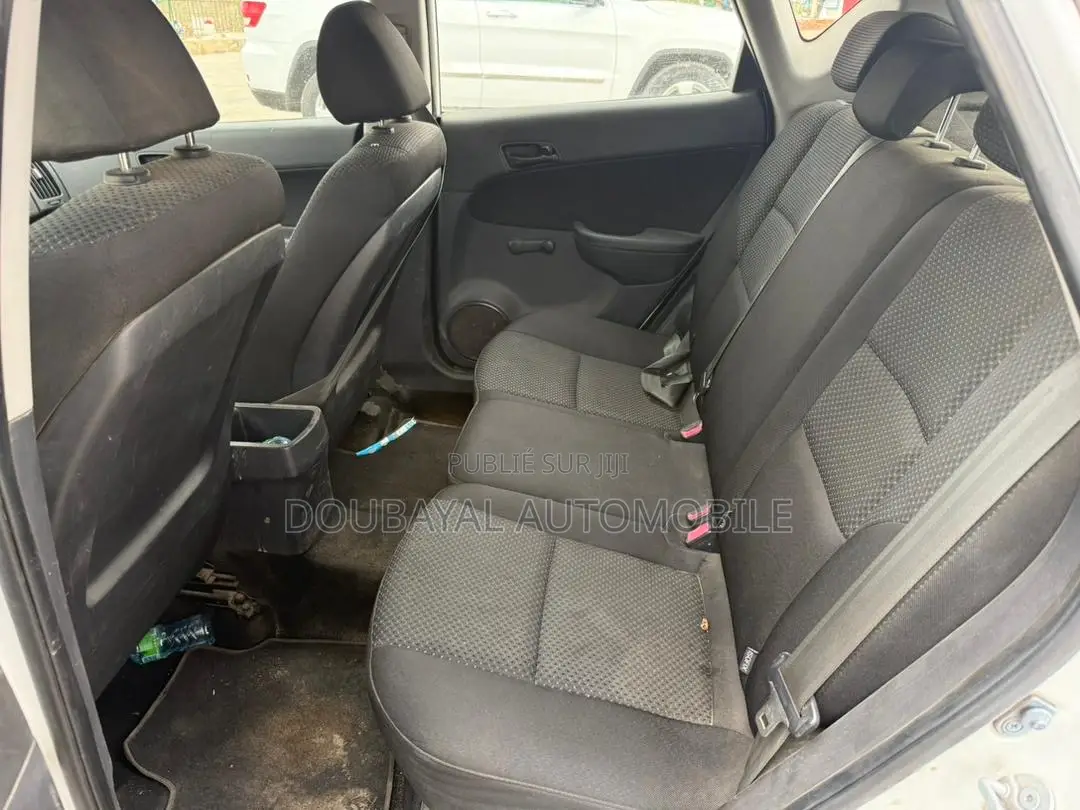 Hyundai Accent 2012 Black