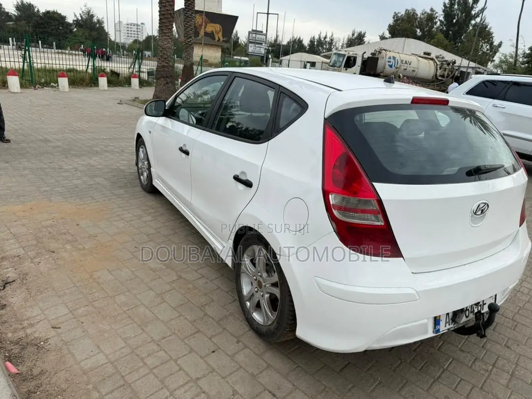Hyundai Accent 2012 Black