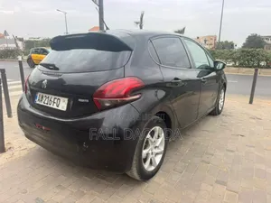 Peugeot 208 2016 Black
