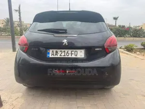 Peugeot 208 2016 Black