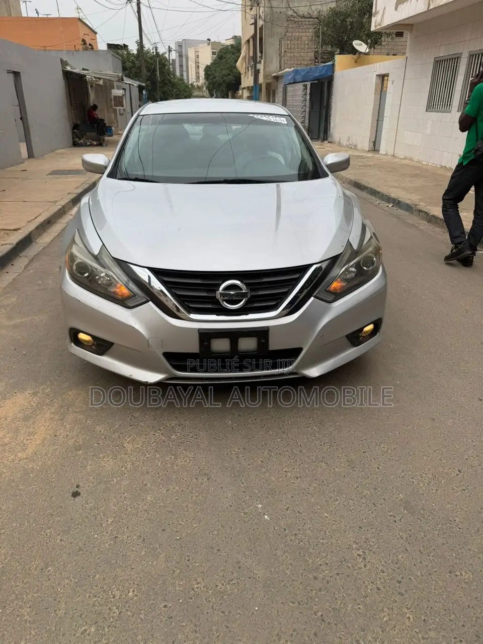 Nissan Altima 2.5 2017 Gris