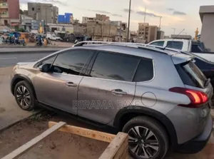 Peugeot 2008 1.6 BlueHD (75 Hp) 2018 Gris