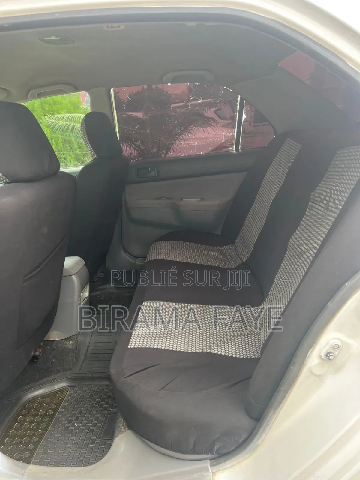 Peugeot 2008 1.6 BlueHD (75 Hp) 2018 Gris