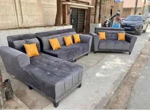 Photo - Salon 7 Place Disponible