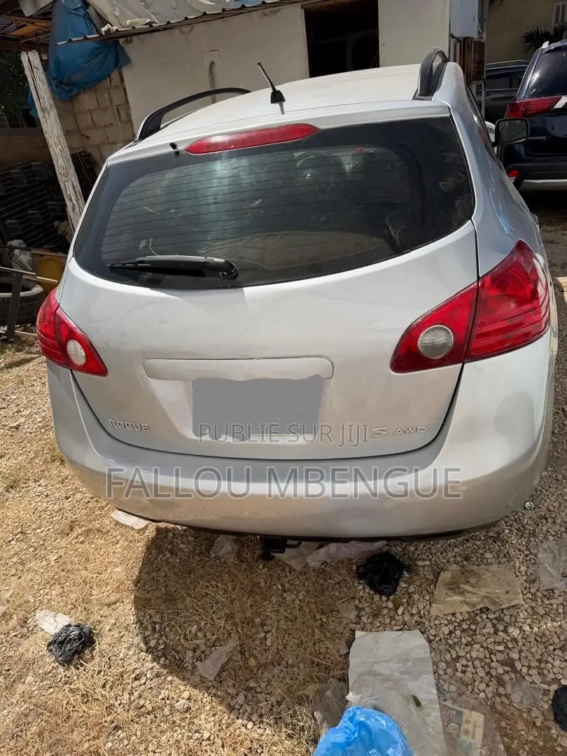 Nissan Rogue 2010 Gris