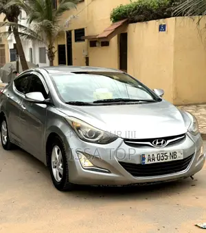 Hyundai Avante 2014 Gris