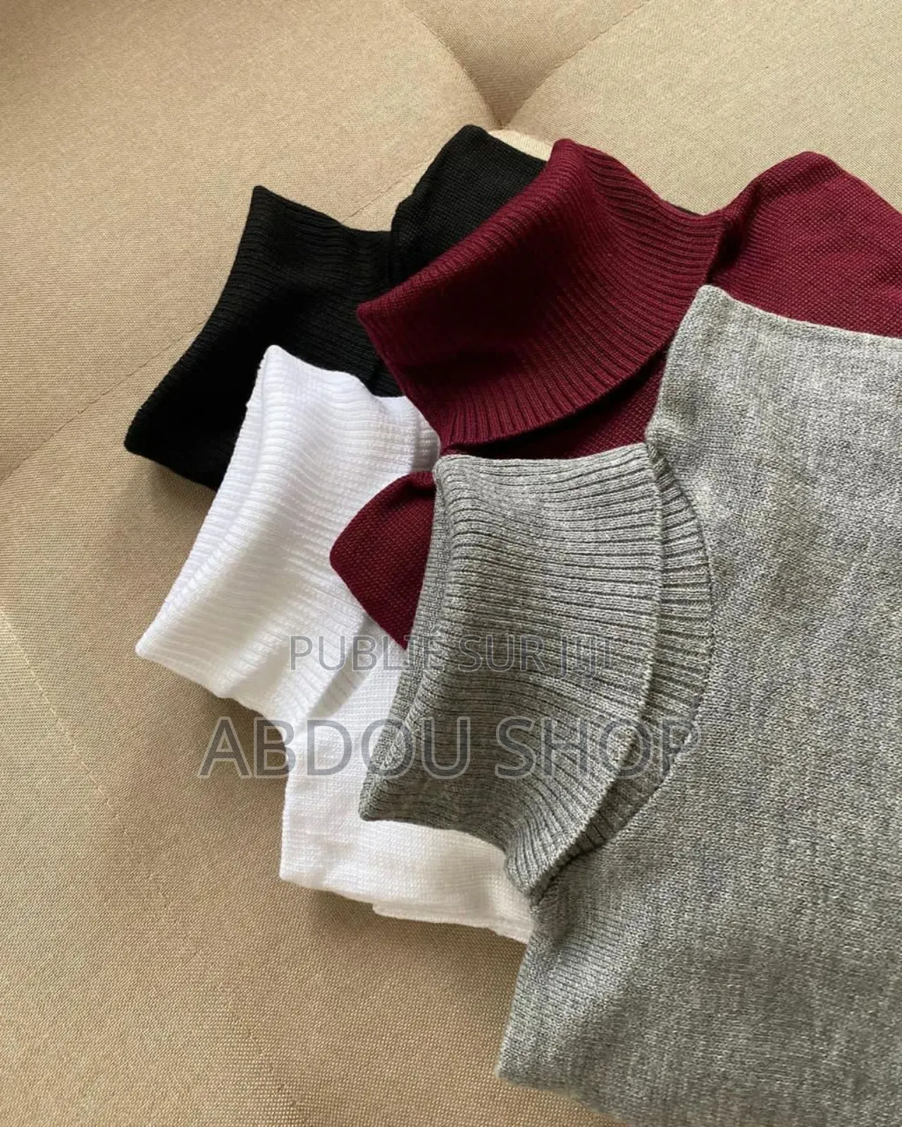 Longue Manches Serré Unisexe Disponible