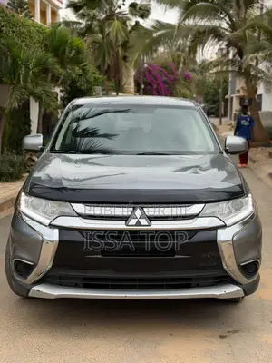 Mitsubishi Outlander 2016 Gris