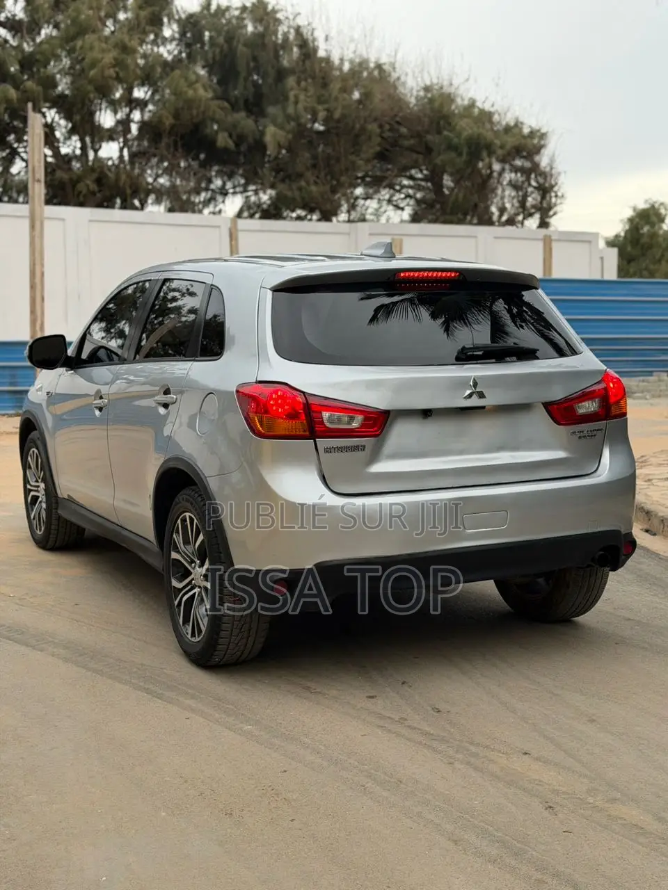 Mitsubishi Outlander 2017 Gris