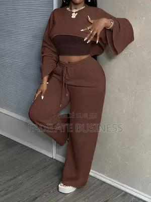 Ensemble Trois Pièces