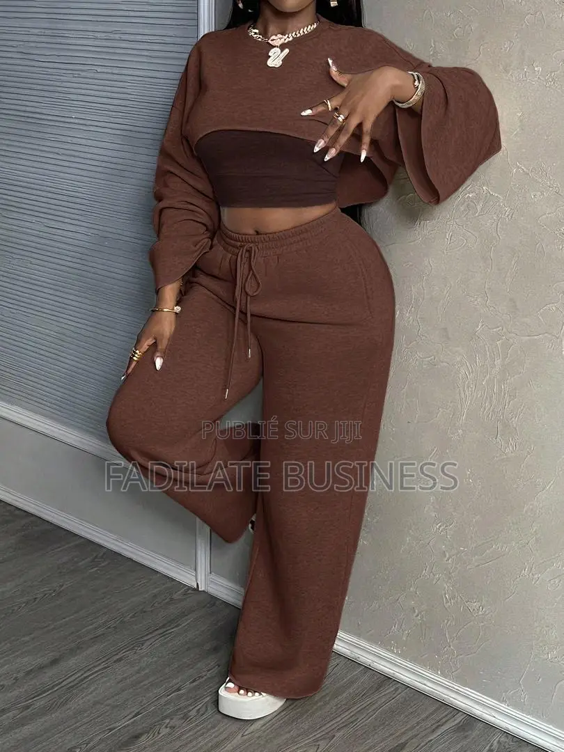 Ensemble Trois Pièces