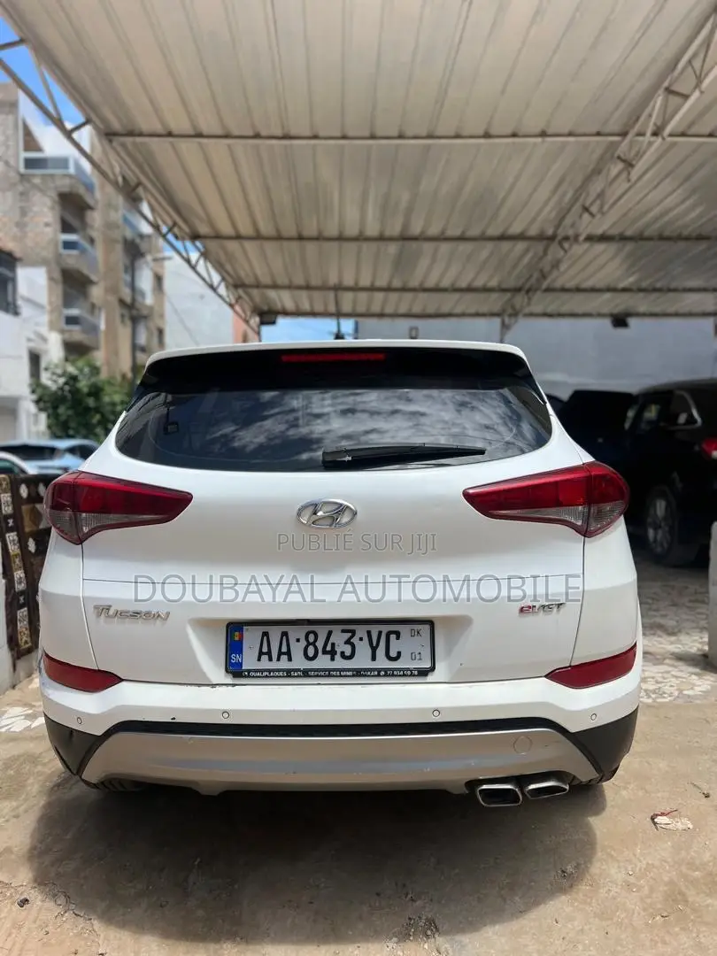 Hyundai Tucson Sport AWD 2016 Black