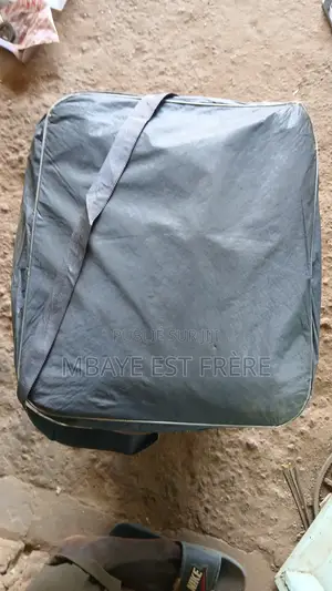 Bâche De Voiture Universelle – Protection Anti-Pluie Et Anti-Poussière