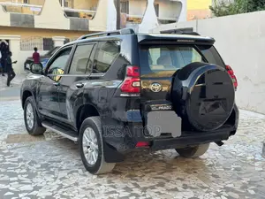Toyota Land Cruiser Prado 2017 Black