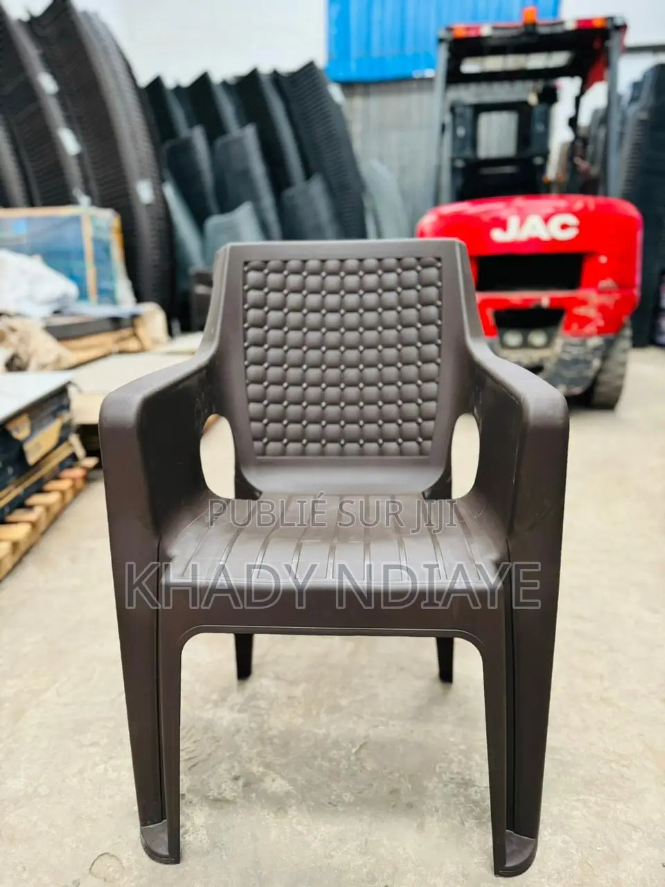 Chaise en Plastique De Qualité