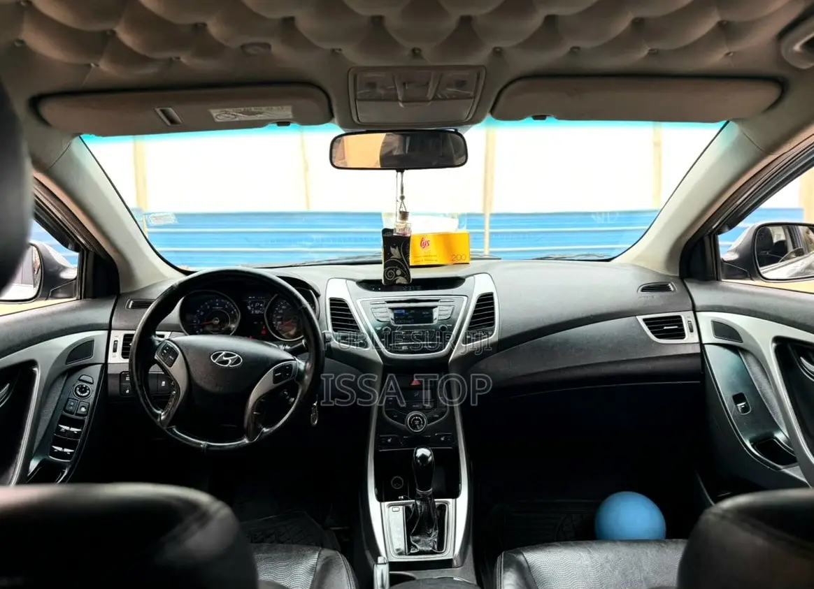 Hyundai Elantra 2014 Gris
