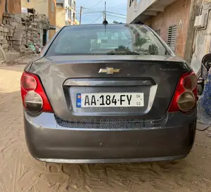 Chevrolet Sonic 2015 Gris