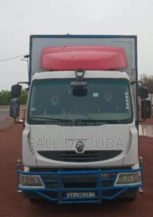 Renault Traffic 2011 Blanc