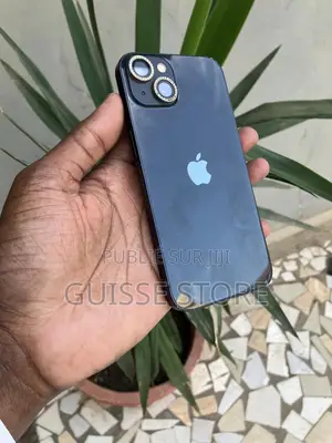 Photo - Apple iPhone 13 128 GB Black