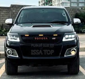 Toyota Hilux 2016 Black