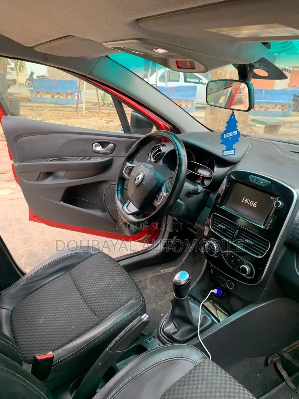 Renault Clio 2018 Rouge