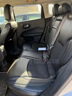 Jeep Cherokee 2018 Gris