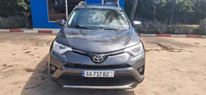 Photo - Toyota RAV4 2018 Black