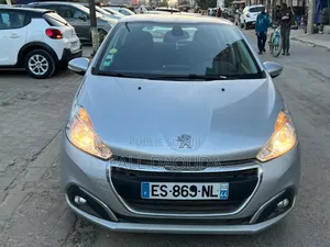 Peugeot 208 2017 Gris