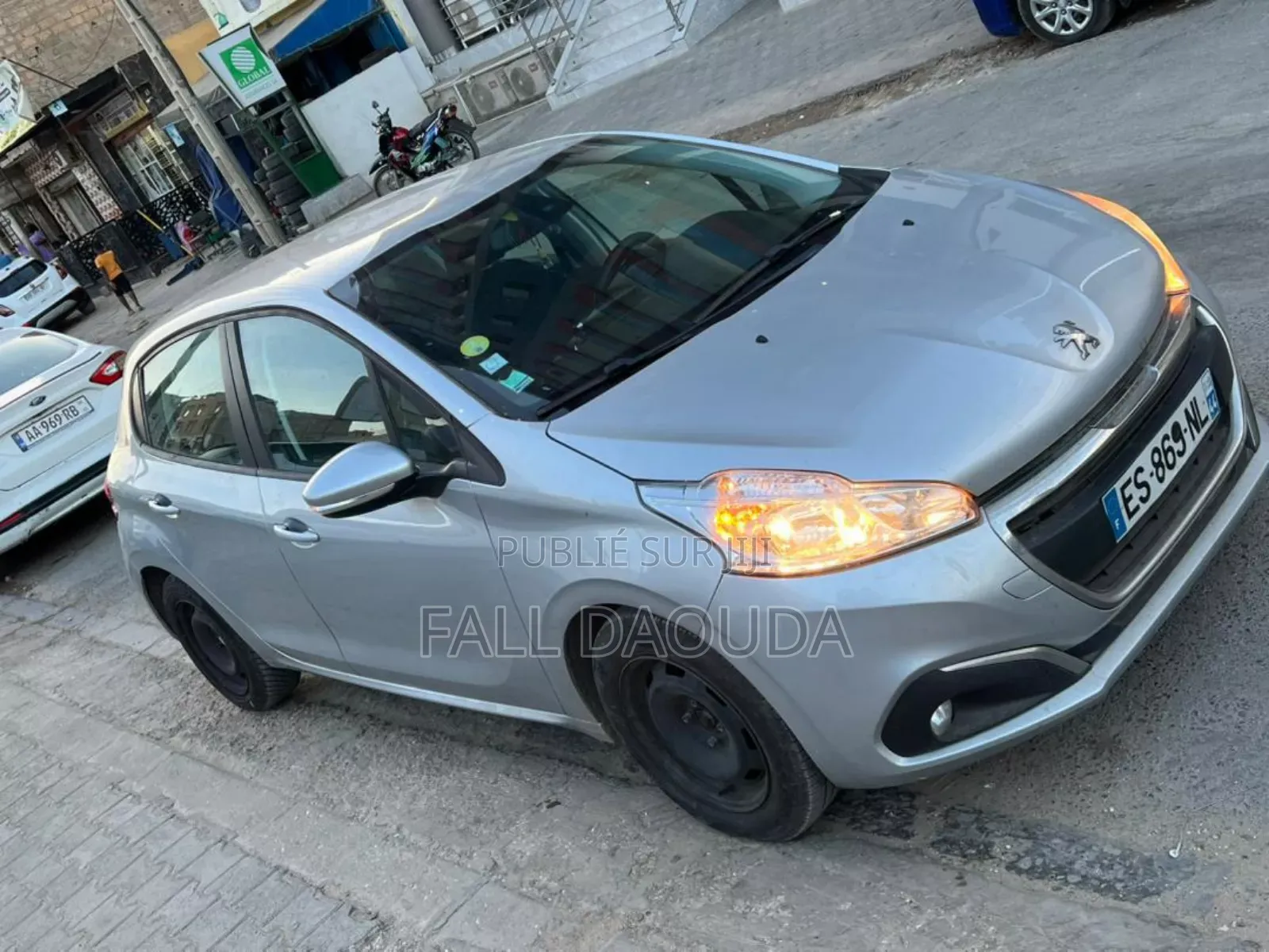 Peugeot 208 2017 Gris