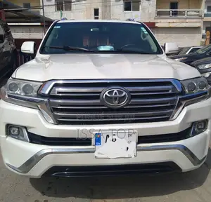 Photo - Toyota Land Cruiser 2010 Blanc