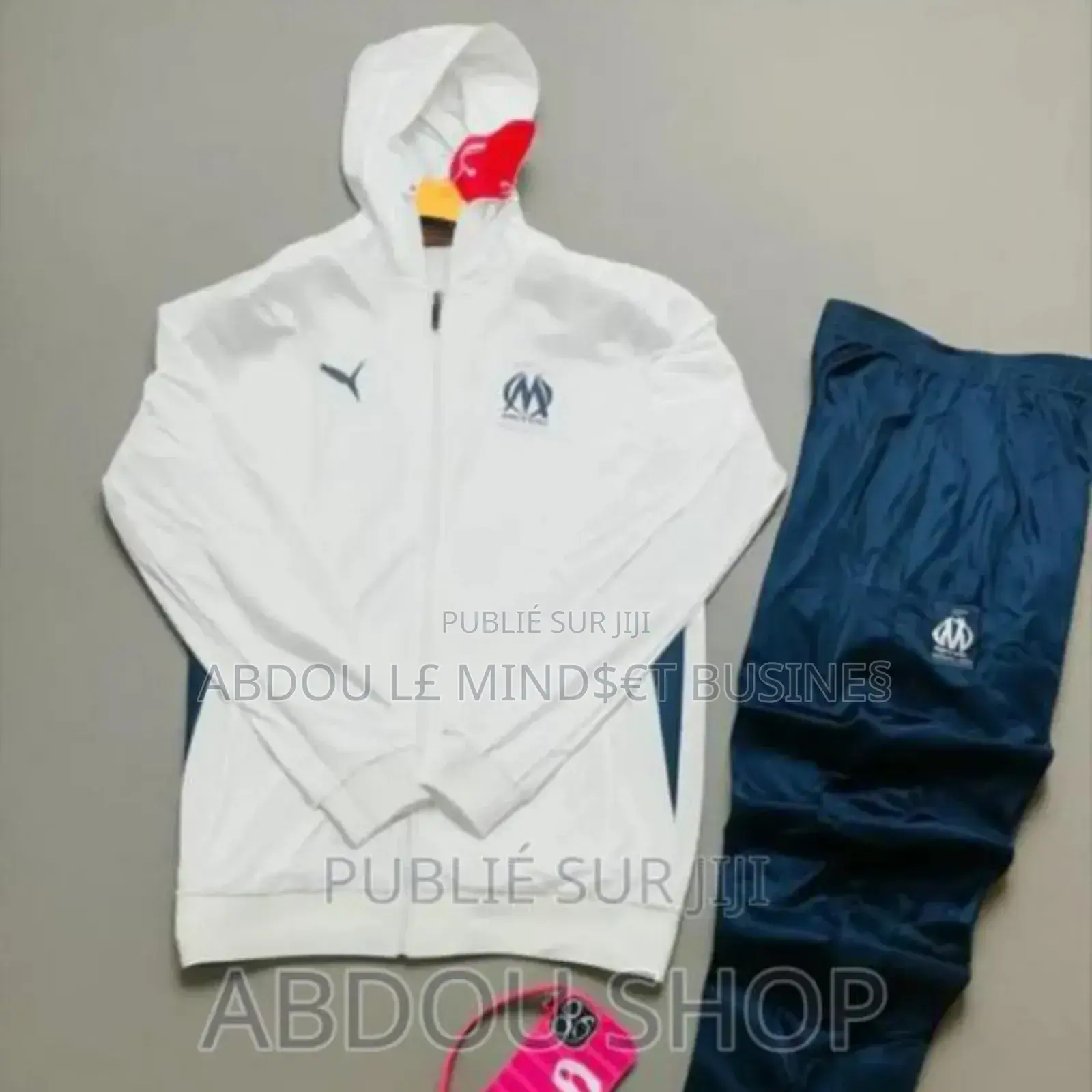Ensemble Blouson Maillots Clubs Disponible