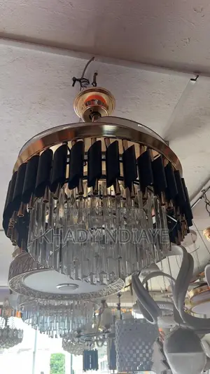 Photo - Lampe Lustre Avec Ventilateur