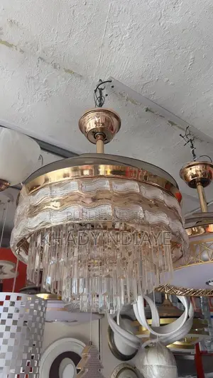 Photo - Lampe Avec Ventilateur