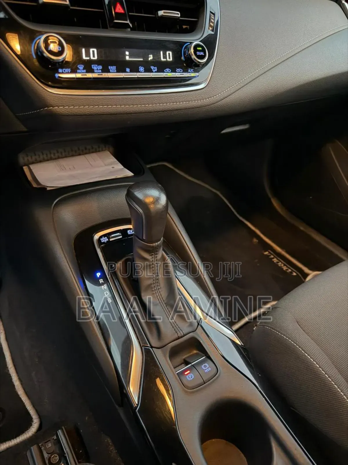 Toyota Corolla SE 2024 Blanc