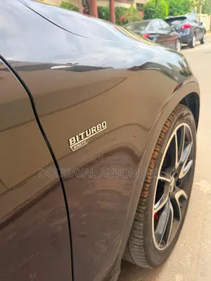 Mercedes-Benz GLC-Class 2017