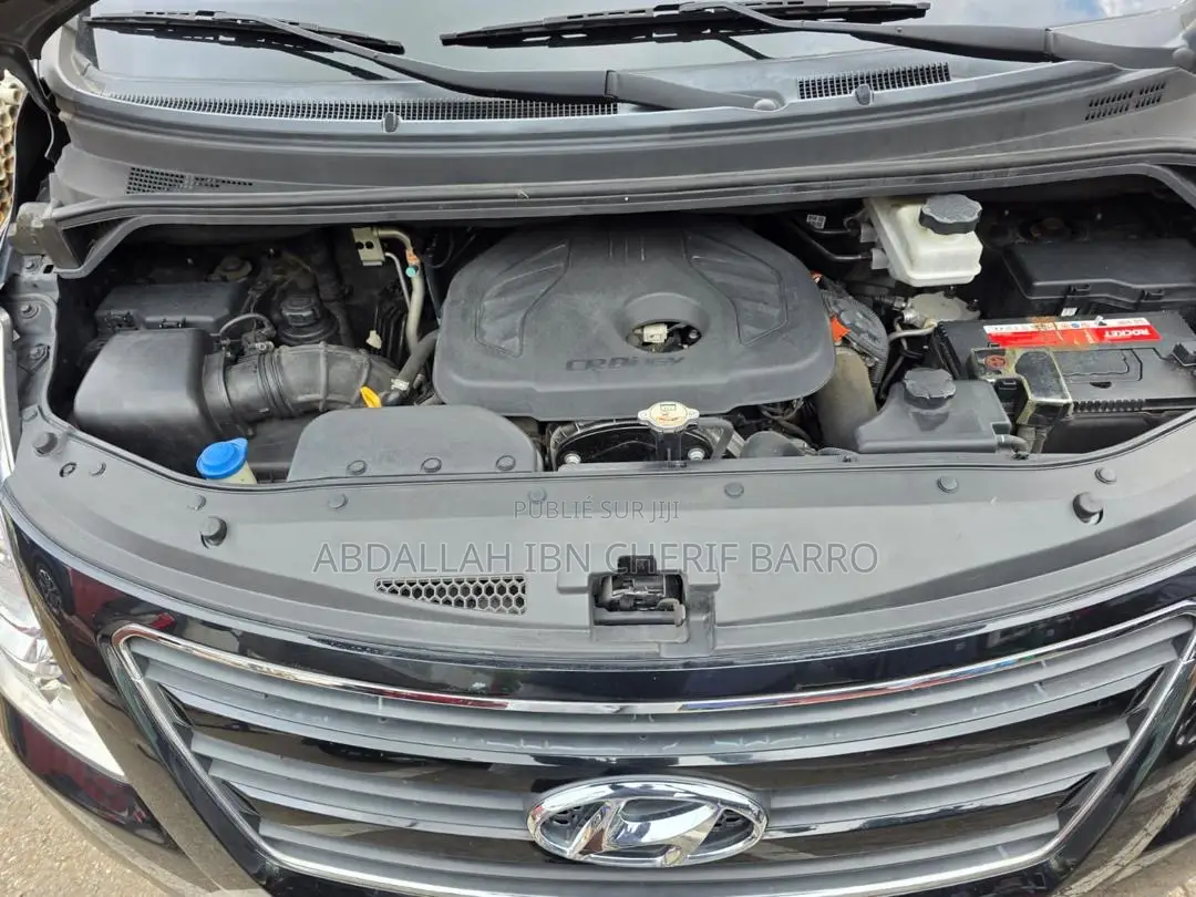 Hyundai Starex 2017 Black