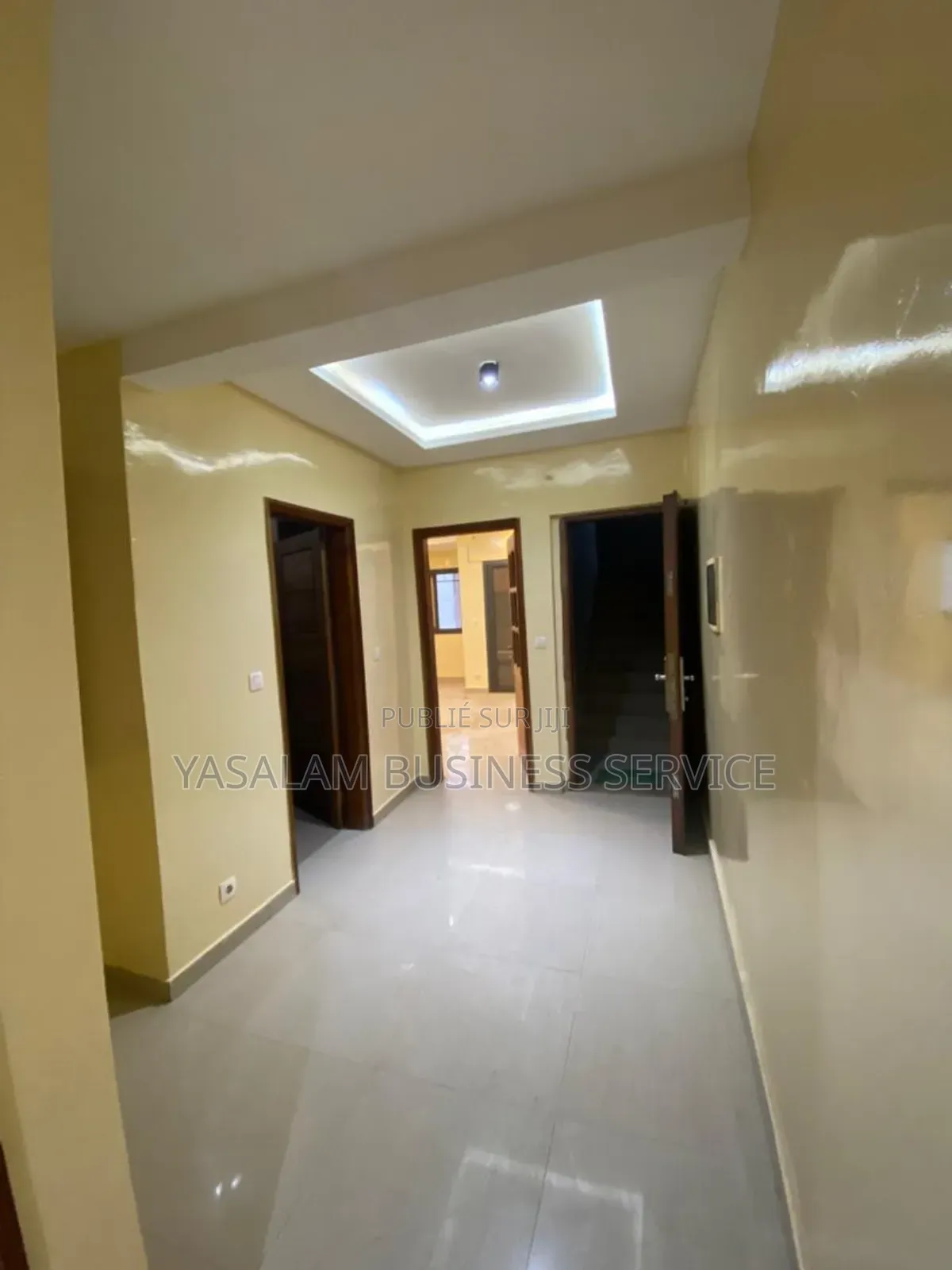 2chbre Appartement dans Yasalam Business, Almadies à Louer