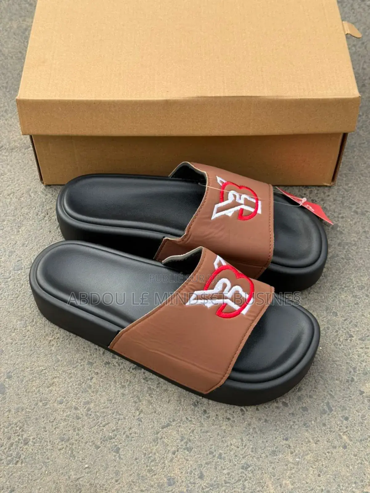 Chaussures Sandales Y3 Disponible