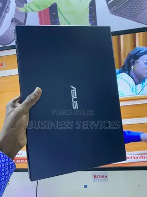 Photo - Ordinateur Portable Asus 16GB Intel Core I5 SSD 512GB