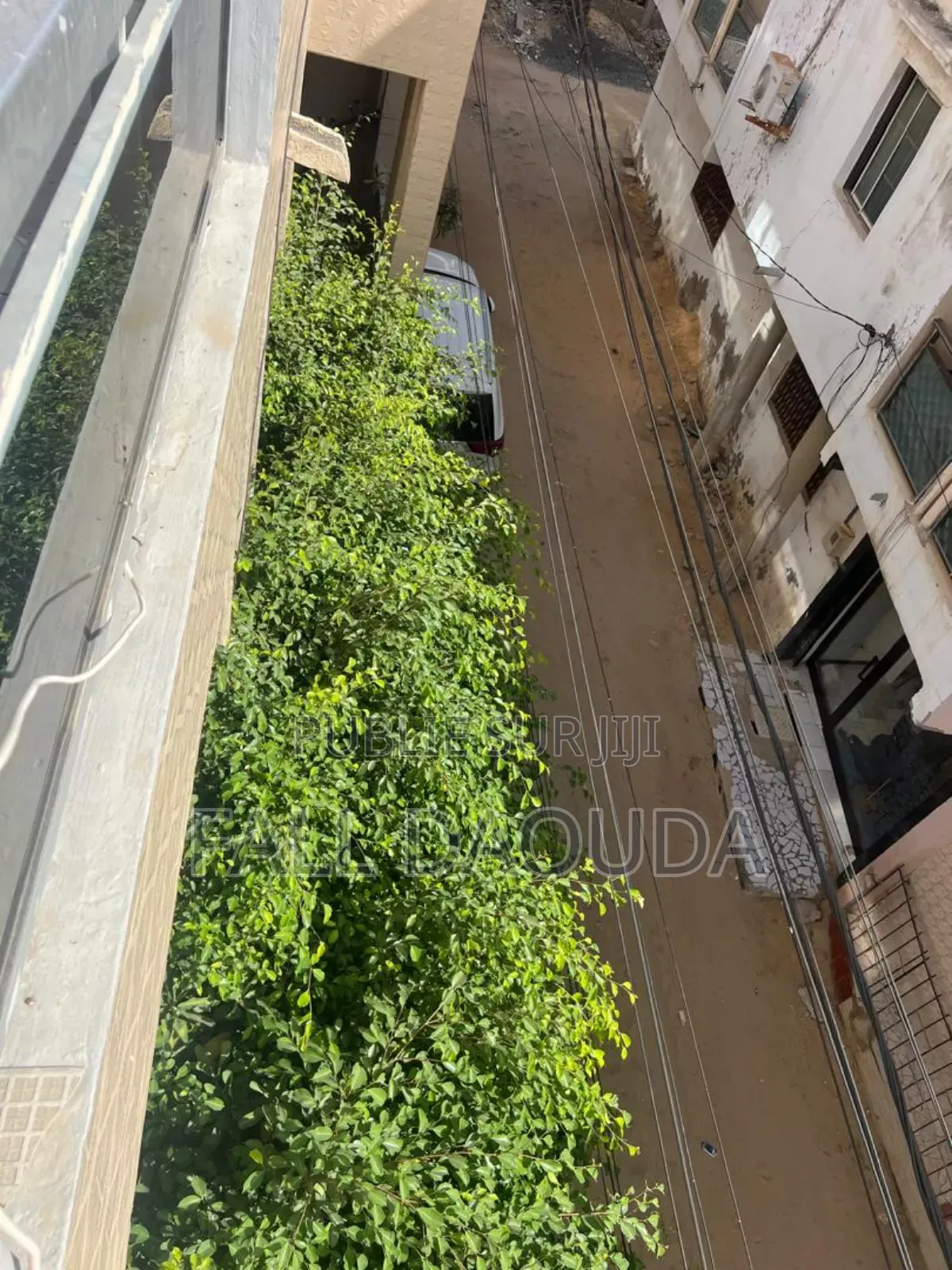 6chbre Villa dans Villa, Grand Dakar à Vendre